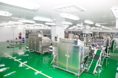 上海祛斑霜與服裝代加工廠 專業(yè)制造與市場機遇探析